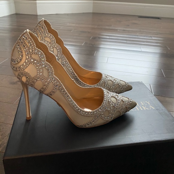 Badgley Mischka ROUGE EMBELLISHED EVENING SHOE - Picture 4 of 4